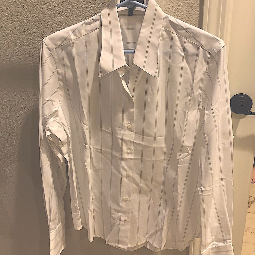 Audrey Talbott women’s button down size M